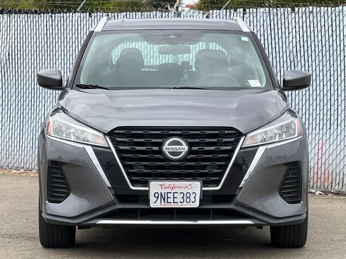 Used 2021 Nissan Kicks SV FWD image 8