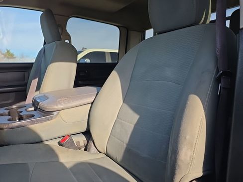 Used 2016 RAM 3500 Tradesman w/ Chrome Appearance Group image 14