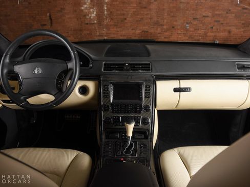 Used 2009 Maybach 62 S RWD image 17