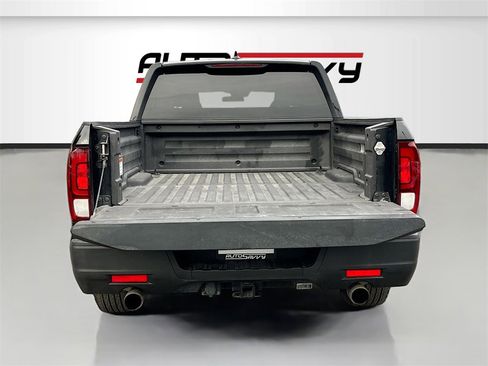 Used 2022 Honda Ridgeline Sport image 24