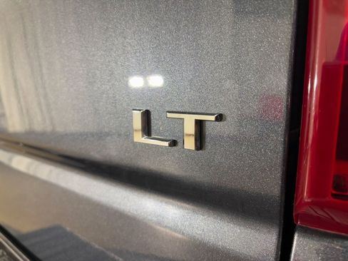 Used 2020 Chevrolet Silverado 1500 LT Trail Boss image 29