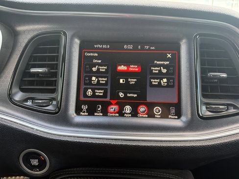 Used 2016 Dodge Challenger SXT Plus RWD image 14