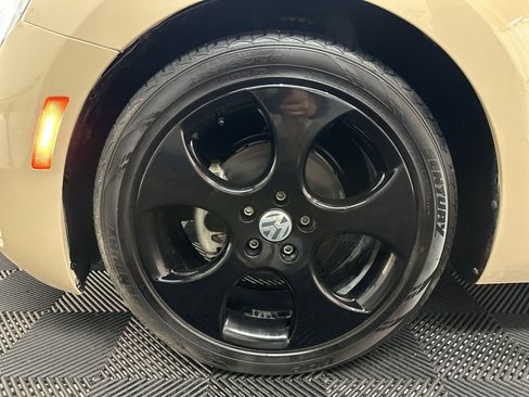 Used 2019 Volkswagen Beetle 2.0T Final Edition SEL image 37