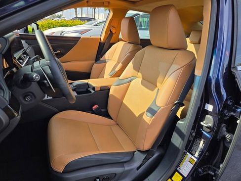 Used 2022 Lexus ES 350 350 w/ Premium Package image 10