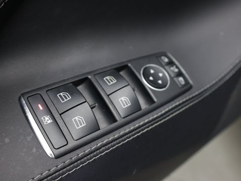 Used 2018 Tesla Model S 100D AWD/4WD image 13