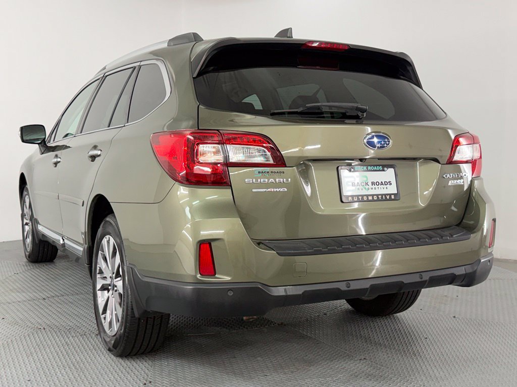 Used 2017 Subaru Outback 2.5i Touring w/ Popular Package #5A AWD/4WD image 7