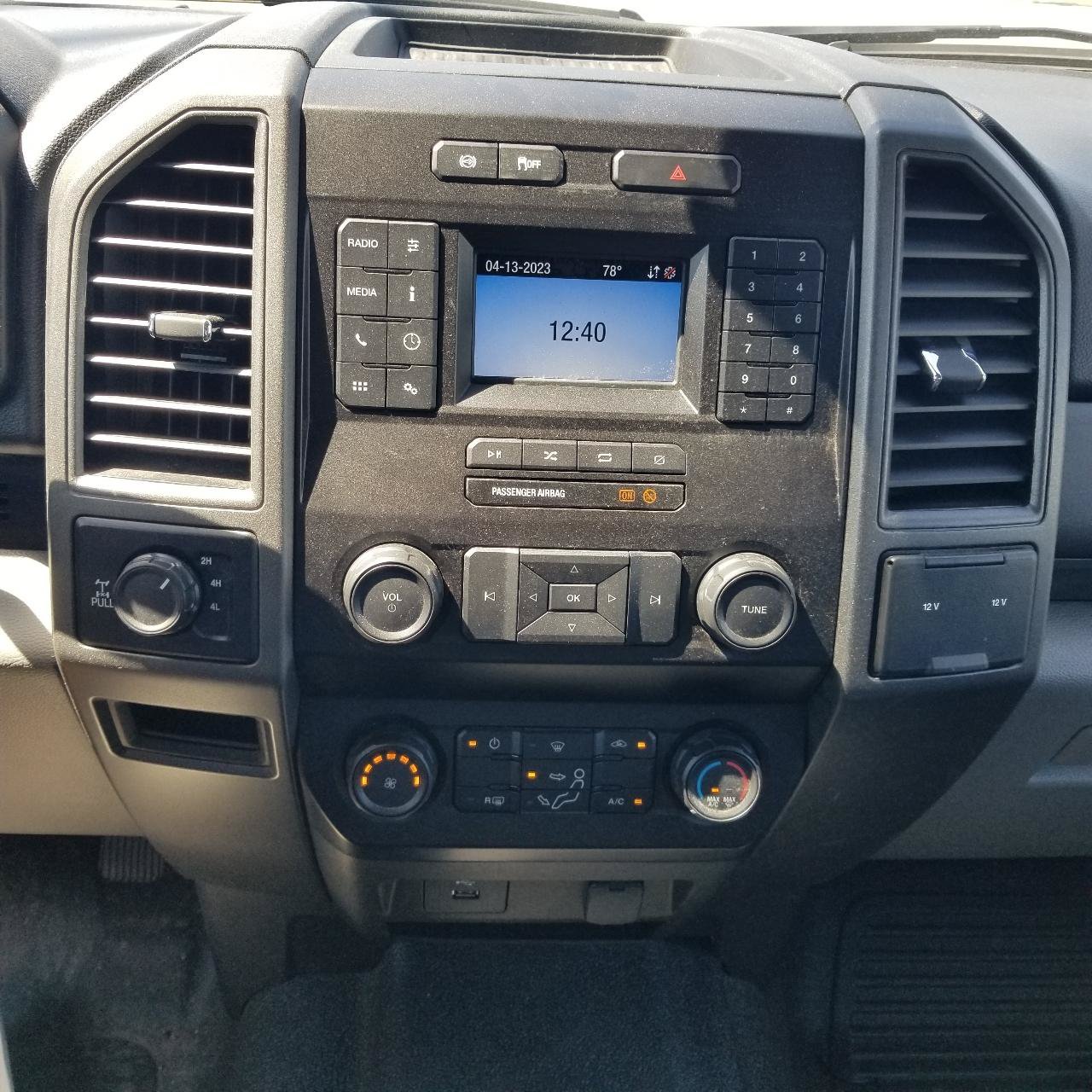 Used 2020 Ford F250 XL w/ Power Equipment Group AWD/4WD image 13