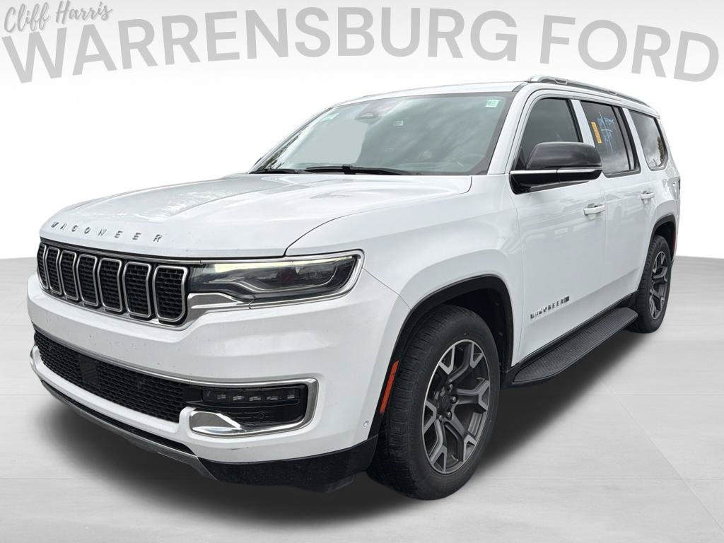 Used 2024 Jeep Wagoneer Series III AWD/4WD image 3
