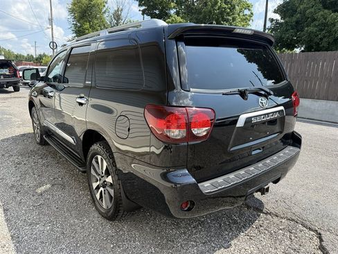 Used 2021 Toyota Sequoia Limited AWD/4WD image 24