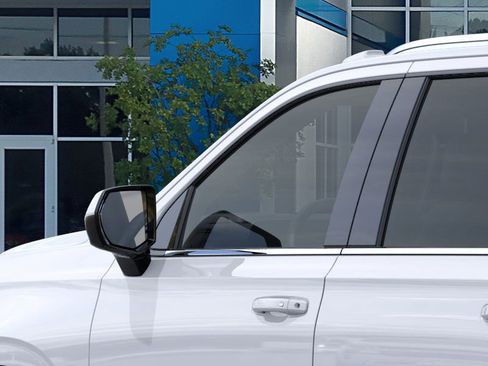 New 2026 Chevrolet Suburban LS image 14