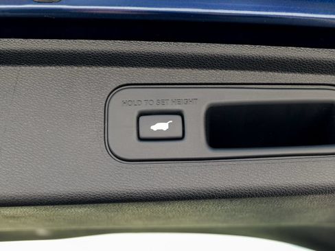 Used 2024 Honda Odyssey Elite image 64