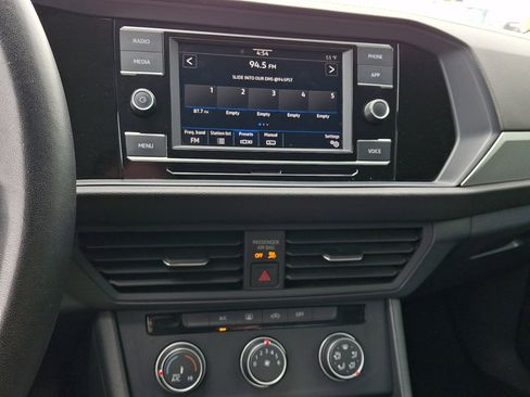 Used 2024 Volkswagen Jetta S FWD image 28