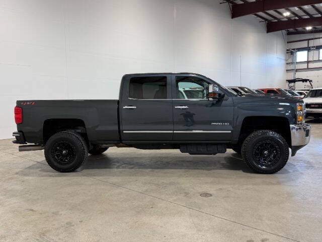 Used 2018 Chevrolet Silverado 2500 LTZ w/ Duramax Plus Package AWD/4WD image 7