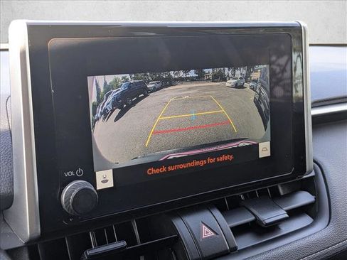 Used 2025 Toyota RAV4 XLE w/ Convenience Package image 13