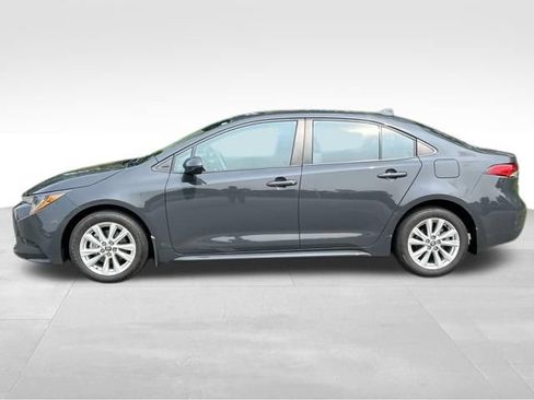 Certified 2024 Toyota Corolla LE w/ LE Convenience Package FWD image 2