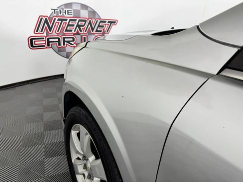 Used 2017 Chevrolet Traverse LT w/ Style and Technology Package AWD/4WD image 21