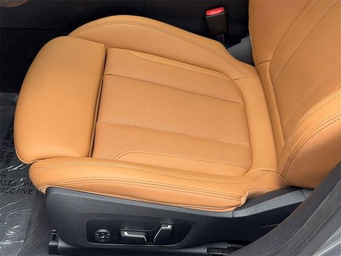 Used 2025 BMW i4 eDrive40 w/ Premium Package image 42