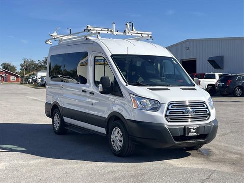 Used 2019 Ford Transit 150 XLT image 6