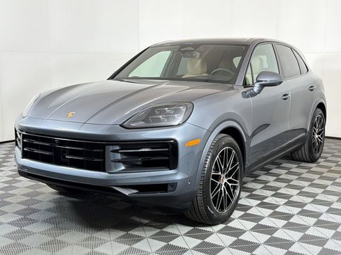 New 2026 Porsche Cayenne image 1