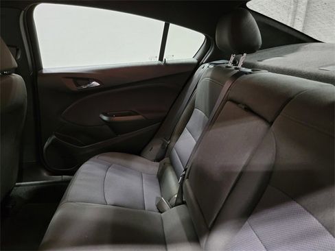 Used 2019 Chevrolet Cruze LT w/ Convenience Package image 13