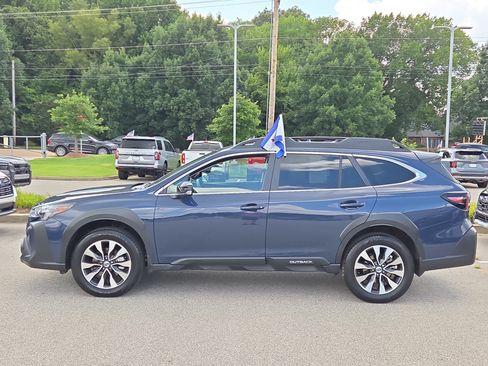Certified 2025 Subaru Outback Limited XT AWD/4WD image 6