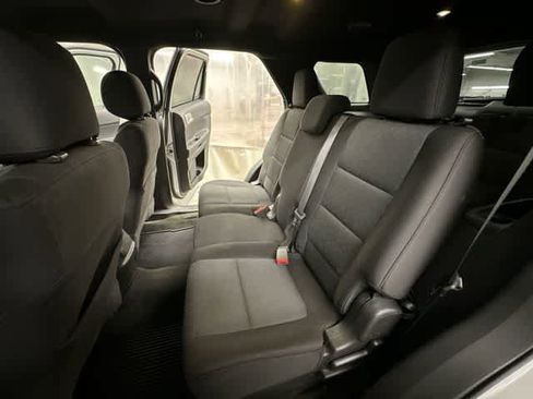 Used 2015 Ford Explorer XLT w/ Equipment Group 201B image 17