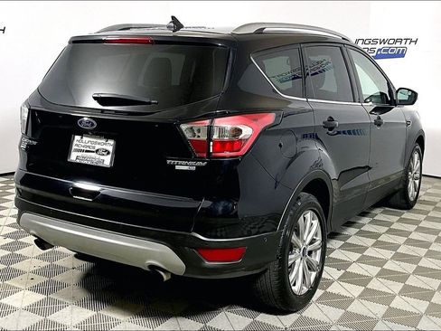 Used 2018 Ford Escape Titanium image 9