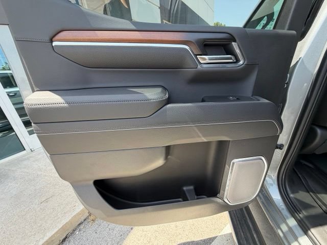 New 2026 GMC Sierra 1500 Denali w/ Denali Reserve Package AWD/4WD image 17