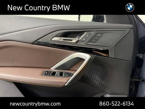 Used 2025 BMW X2 xDrive28i AWD/4WD image 12