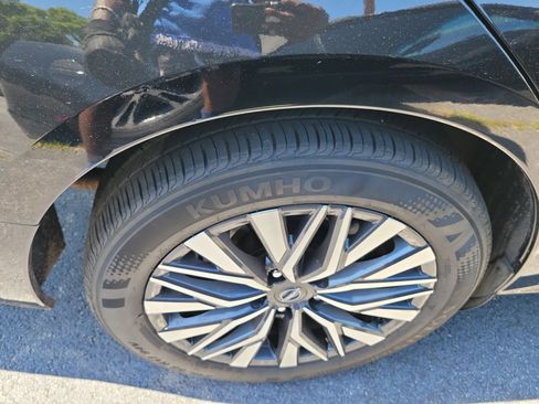 Used 2025 Nissan Altima 2.5 SV FWD image 8