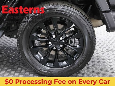 Used 2021 Jeep Wrangler Unlimited Sahara w/ Cold Weather Group AWD/4WD image 34