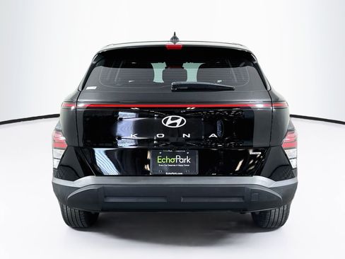 Used 2025 Hyundai Kona SE AWD/4WD image 7