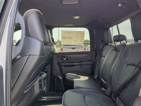 New 2025 RAM 2500 Limited AWD/4WD image 28