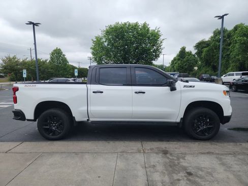 Certified 2025 Chevrolet Silverado 1500 LT Trail Boss w/ Convenience Package II AWD/4WD image 9