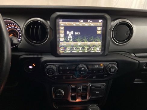 Used 2021 Jeep Gladiator Sport w/ Quick Order Package 24Q 80Th image 40