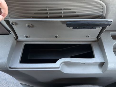 Used 2003 Dodge Grand Caravan Sport FWD image 81