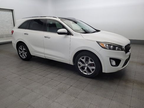 Used 2017 Kia Sorento SX image 11