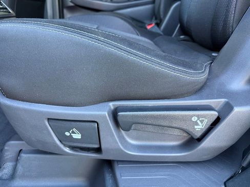 Certified 2025 Subaru Ascent Premium image 25