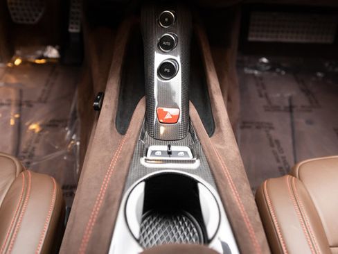 Used 2014 Ferrari F12 Berlinetta image 97