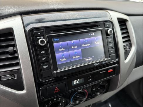 Used 2014 Toyota Tacoma PreRunner image 14