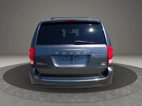 Used 2018 Dodge Grand Caravan GT FWD image 5