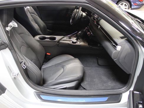 Used 2020 Toyota Supra Premium image 28