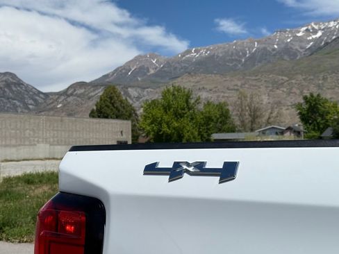 Used 2023 GMC Sierra 1500 SLE AWD/4WD image 16