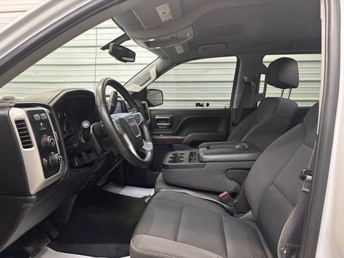Used 2015 GMC Sierra 1500 SLE w/ Carbon-22 Edition image 10