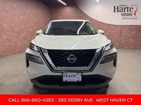 Certified 2023 Nissan Rogue SV image 2