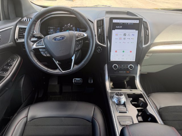 Used 2024 Ford Edge ST-Line AWD/4WD image 17