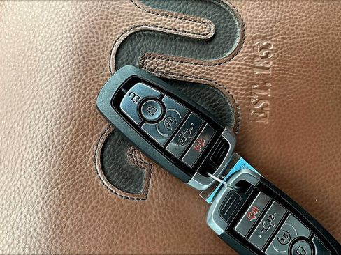 Used 2025 Ford F150 King Ranch AWD/4WD image 7