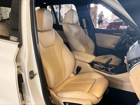 Used 2019 BMW X3 sDrive30i w/ Driving Assistance Package image 8