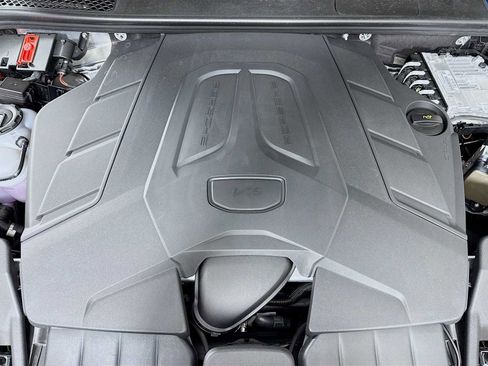 New 2026 Porsche Cayenne image 31