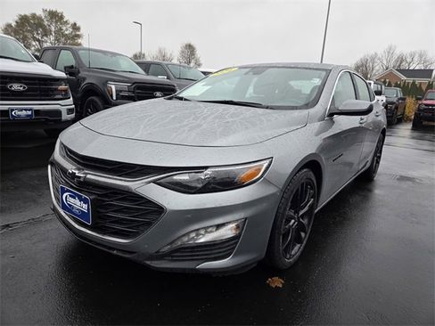 Used 2024 Chevrolet Malibu LT w/ Sport Edition image 3